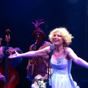 A QUALCUNO PIACE CALDO al Verdi di Gorizia lunedì 9 febbraio