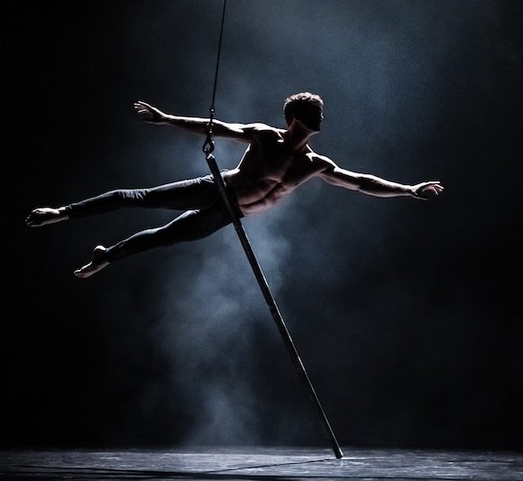 Al Verdi sabato 28 febbraio la compagnia ungherese Recirquel Budapest porta in scena il capolavoro del cirque danse “Paradisum” Al Verdi sabato 28 febbraio la compagnia ungherese Recirquel Budapest porta in scena il capolavoro del cirque danse “Paradisum”